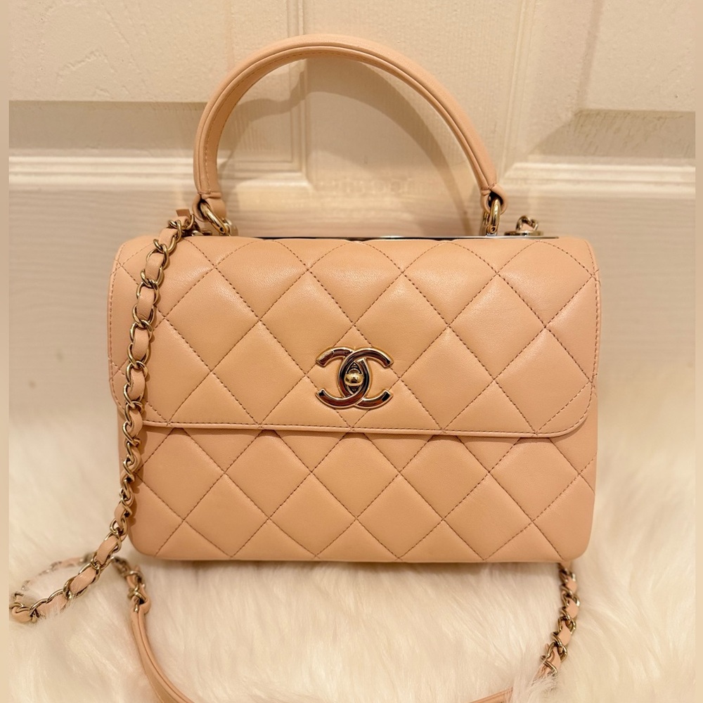 CHANEL Quilted Lambskin Leather Medium Trendy CC Bag